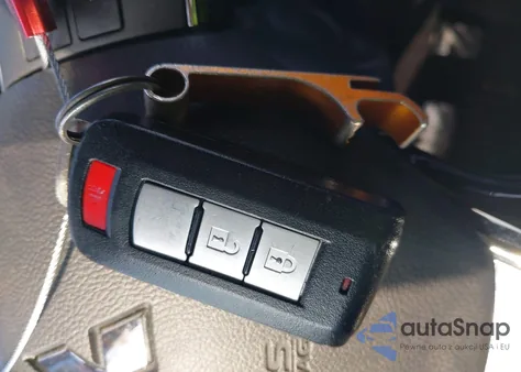 2018 Mitsubishi Eclipse Cross Se/Sel z USA, uszkodzony, nr VIN JA4AT5AA8JZ069574